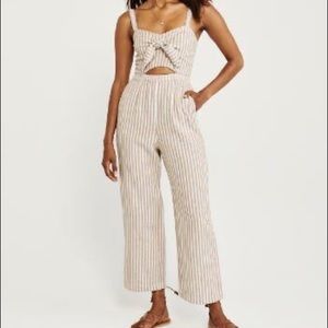 NWT Abercrombie Tie Front Jumpsuit Medium Tall